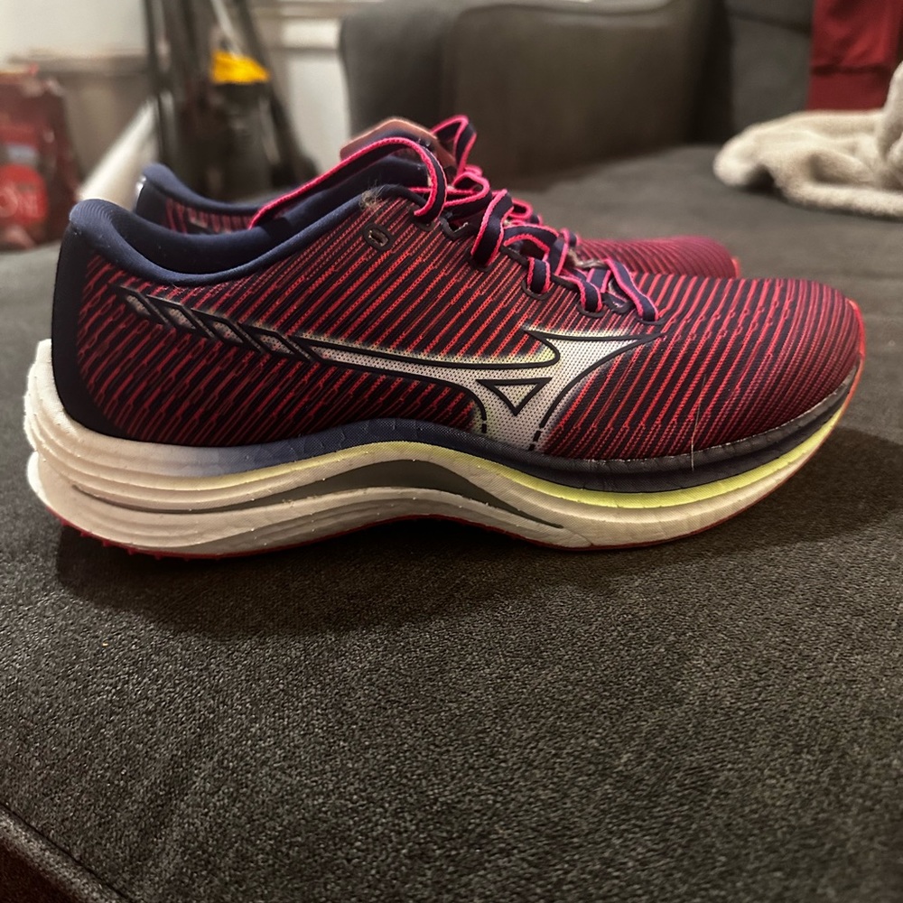 Mizuno running shoes